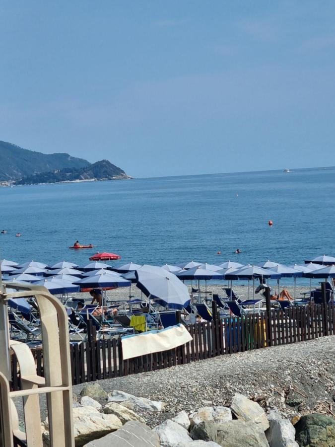Albergo Stella Di Mare Lavagna Exterior foto
